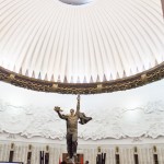 Зал Славы музея Великой Отечественной войны на Поклонной горе в Москве Зал Славы музея Великой Отечественной войны на Поклонной горе в Москве