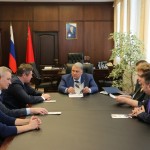 председатель МБОО «СоСеДИ» Сергей Рыбальченко рассказал главному федеральному инспектору по Московской области Сергею Гизатуллину о проекте www.fotohroniki.ru