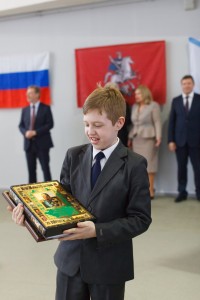 Дипломом за 2 место в возрастной группе от 7 до 11 лет в номинации "Моя семья в истории страны" награждается Никита Лапин из города Иркутска, ученик 4-го класса.