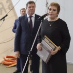 Сергей Рыбальченко вручил диплом с благодарностью за участие в организации проекта fotohroniki.ru учителю гимназии №363 г.Санкт-Петербурга Марине Шубелевой Сергей Рыбальченко вручил диплом с благодарностью за участие в организации проекта fotohroniki.ru учителю гимназии №363 г.Санкт-Петербурга Марине Шубелевой