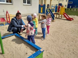 На площадке частного детского сада "Апельсин" (г.Белгород).