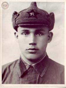 Добровольческий проект "Семейные фотохроники Великих войн России" www.fotohroniki.ru