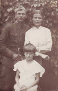 Добровольческий проект "Семейные фотохроники Великих войн России" www.fotohroniki.ru