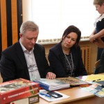 Мастер-класс в школе №449 Пушкинского района Санкт-Петербурга для участников круглого стола "Память говорит: прошлое, настоящее, будущее" Мастер-класс в школе №449 Пушкинского района Санкт-Петербурга для участников круглого стола "Память говорит: прошлое, настоящее, будущее"