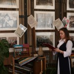 Юные экскурсоводы школы №449 Пушкинского района Санкт-Петербурга познакомили всех присутствующих с основными экспонатами музея Юные экскурсоводы школы №449 Пушкинского района Санкт-Петербурга познакомили всех присутствующих с основными экспонатами музея