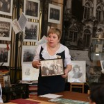 О своих родственниках, чьи фотографии включены в постоянную экспозицию, рассказала руководитель школьного выставочного зала Марина Шубелева О своих родственниках, чьи фотографии включены в постоянную экспозицию, рассказала руководитель школьного выставочного зала Марина Шубелева