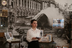 Юные экскурсоводы школы №449 Пушкинского района Санкт-Петербурга познакомили всех присутствующих с основными экспонатами музея