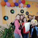 Фото на память участников интеграционного мероприятия «Школа волшебников и чародеев Хогвартс. Кубок Чемпионов»