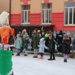 Волонтеры-радимичи организовали проводы зимы с играми и хороводами в клинцовской школе №2